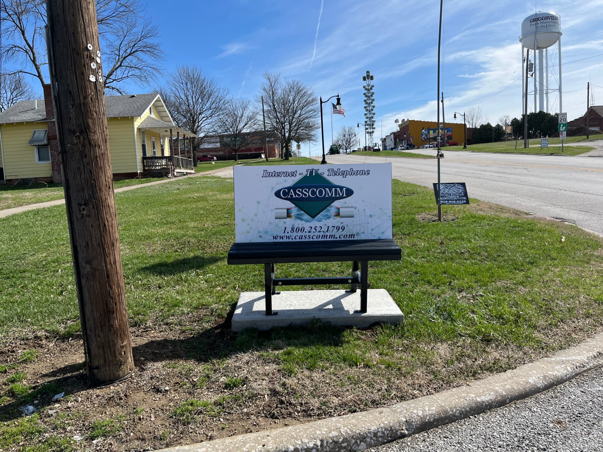 Casscomm Benchboard installed beside a Griggsville street
